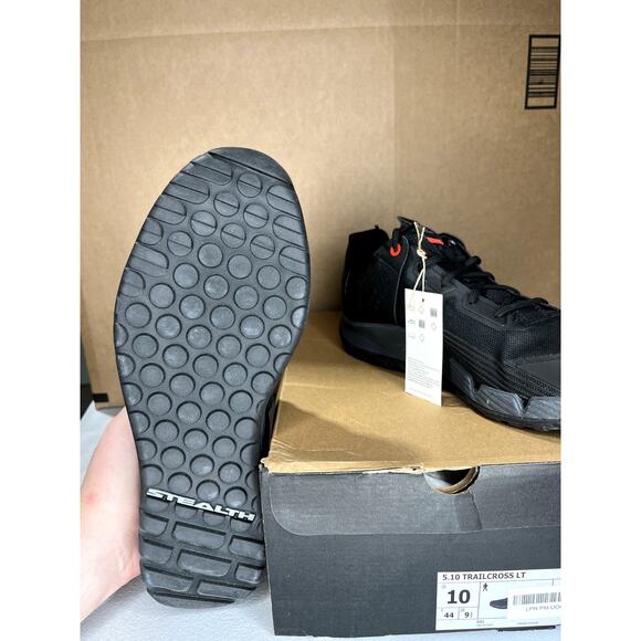 Addidas	5.10 Trailcross LT	Men's 10 Black/ Grey - Picture 5 of 6